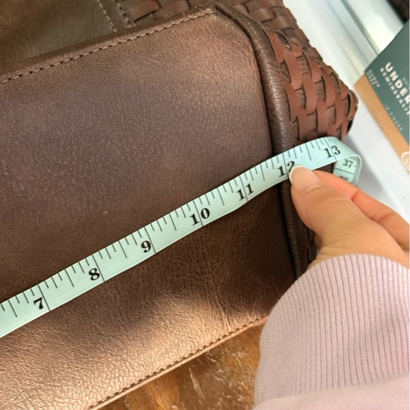 Wrangler Brown Oversized Shoulder Bag - Picture 9 of 9